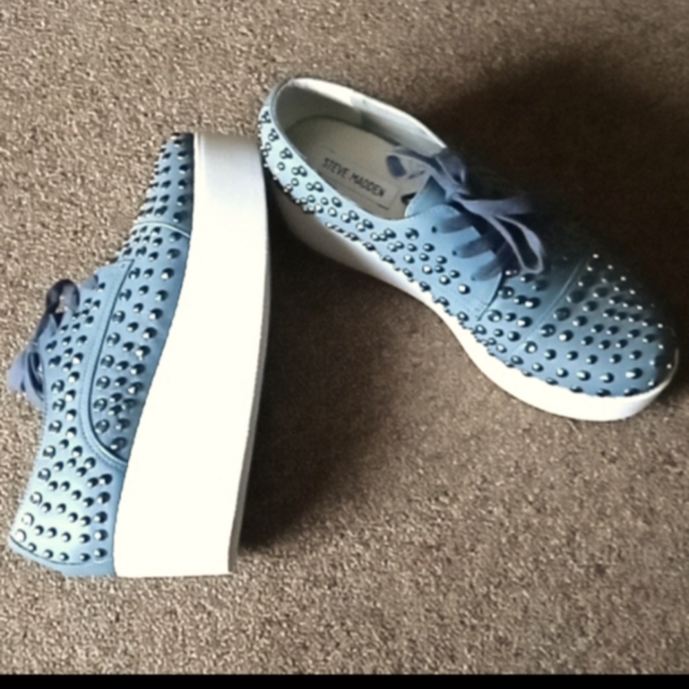 Steve Madden platform shoes
